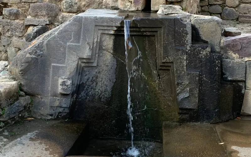 Ollantaytambo and Machu Picchu tour Peru